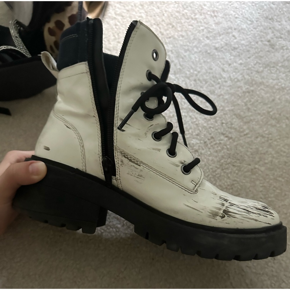 White Womens 6.5 Combat Platform Boots - Picture 2 of 6